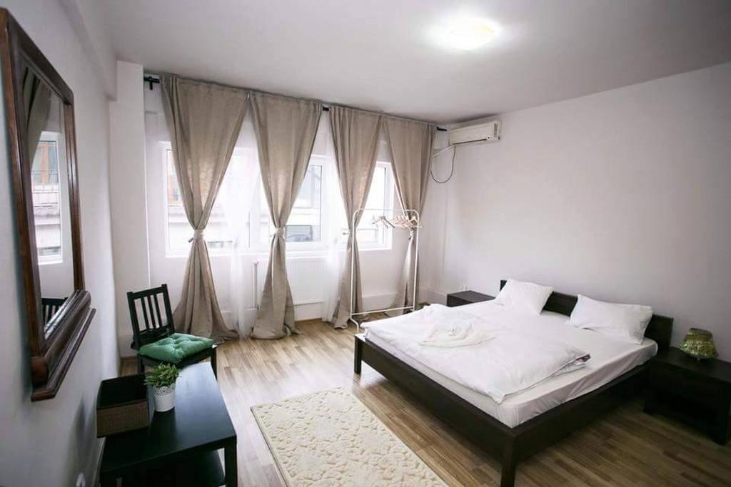 Vogue Hostel Bucareste Quarto foto